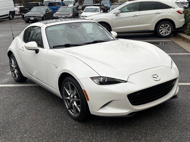 Used 2022 MAZDA MX-5 Miata RF Grand Touring image 2