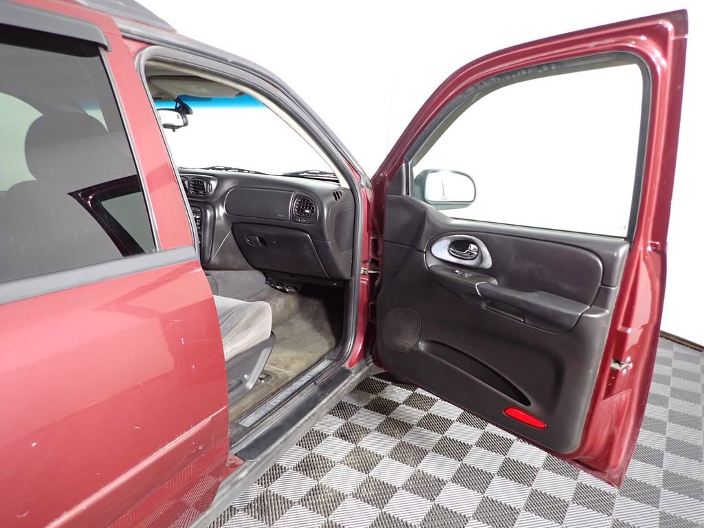 Used 2005 Chevrolet TrailBlazer EXT LT image 26