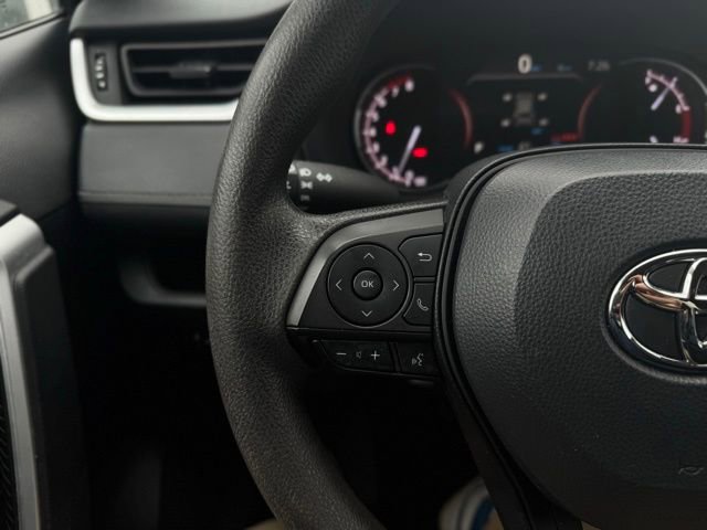 Used 2024 Toyota RAV4 LE image 22
