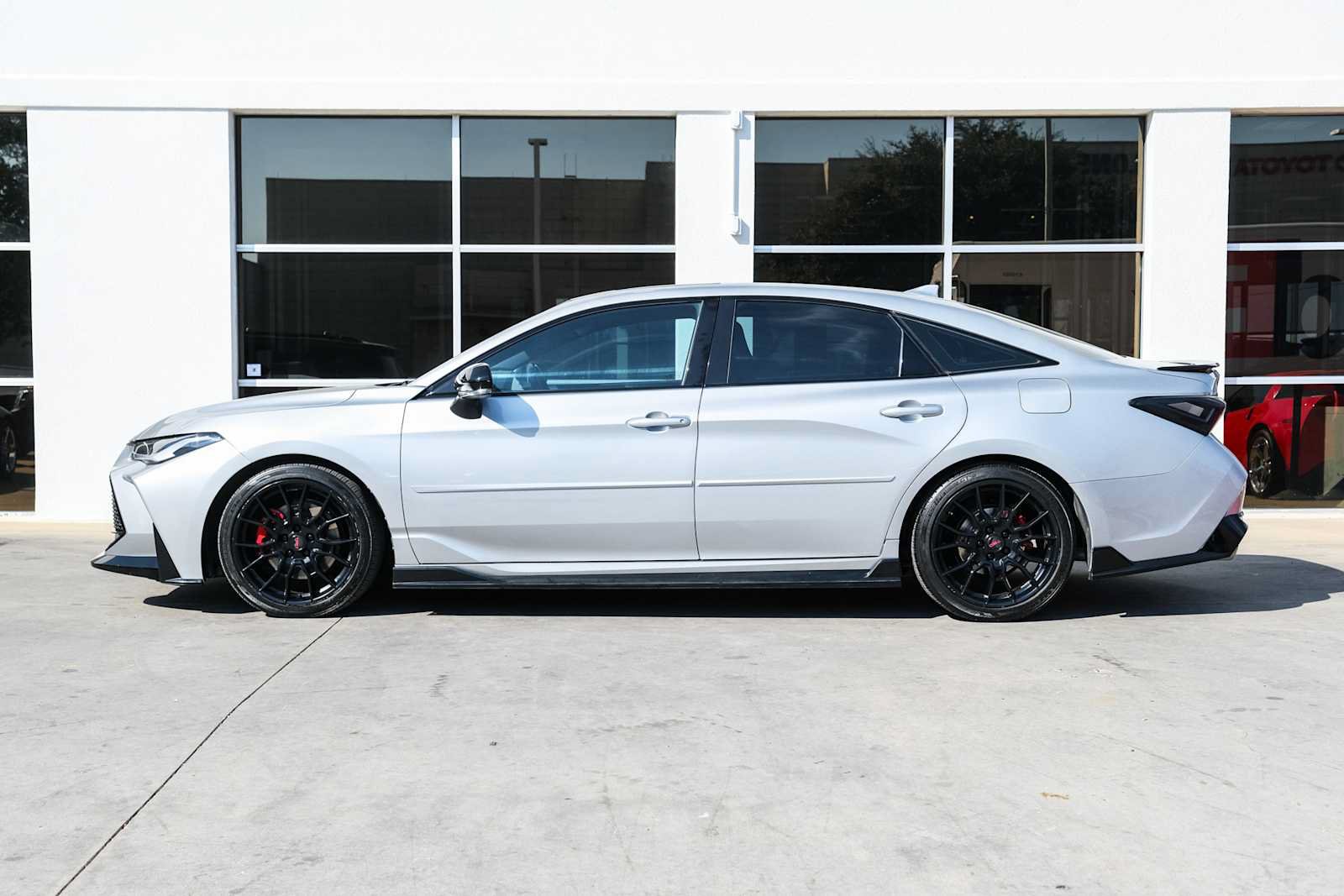 Used 2020 Toyota Avalon TRD FWD image 17