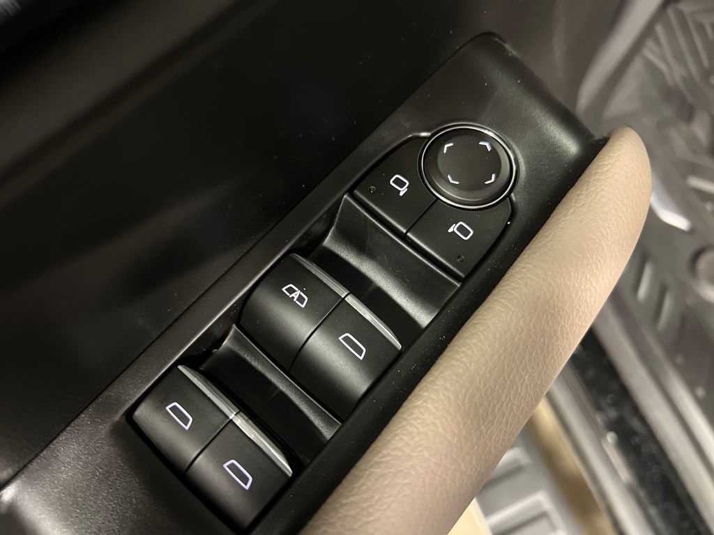 New 2026 GMC Canyon Denali AWD/4WD image 16