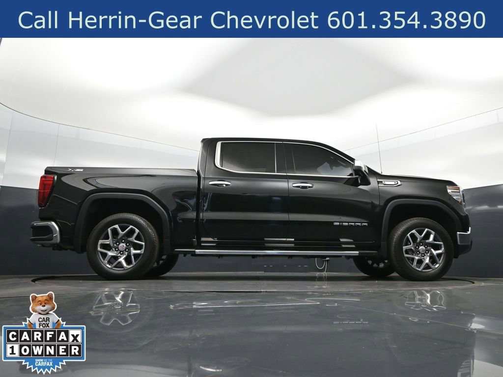 Used 2023 GMC Sierra 1500 SLT w/ SLT Premium Package AWD/4WD image 47