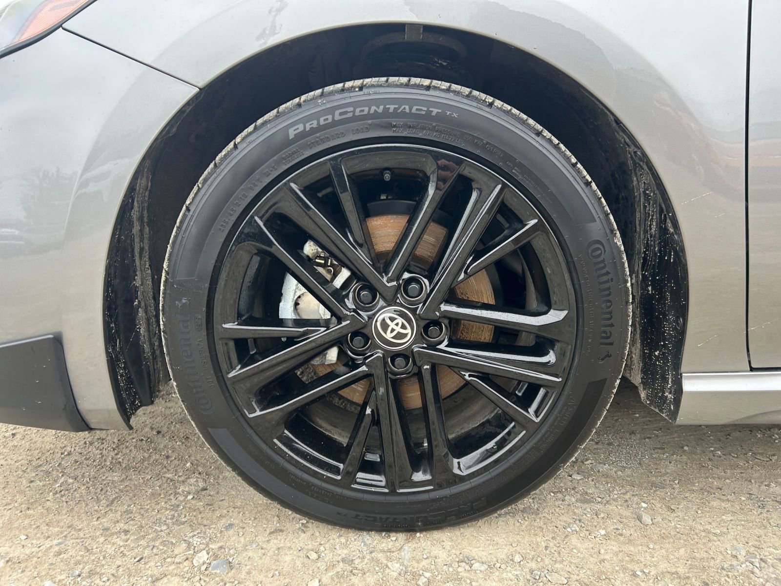 Used 2025 Toyota Camry SE FWD image 31