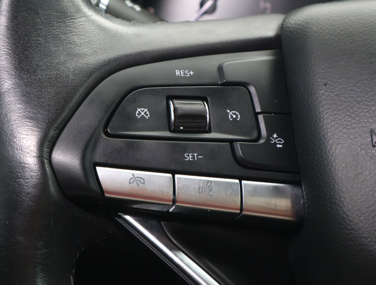 Used 2022 Cadillac XT6 Luxury FWD image 26