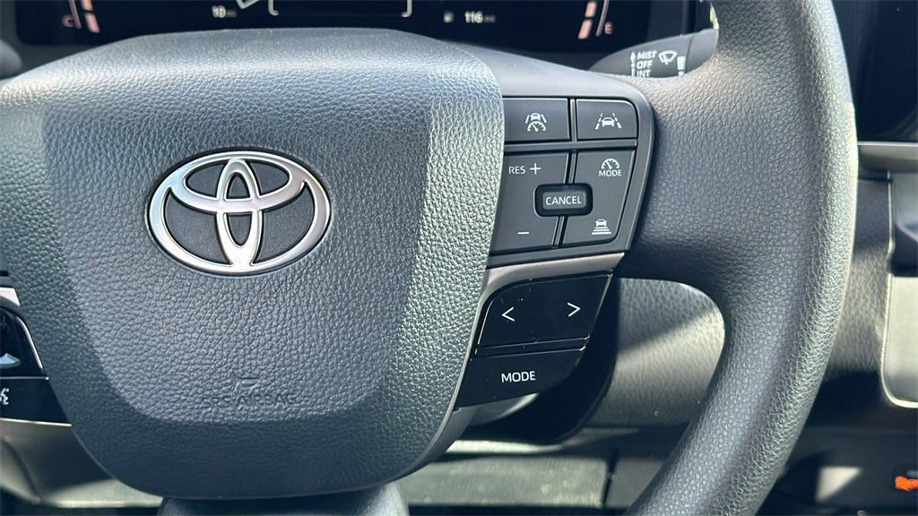 New 2025 Toyota Camry Hybrid image 28