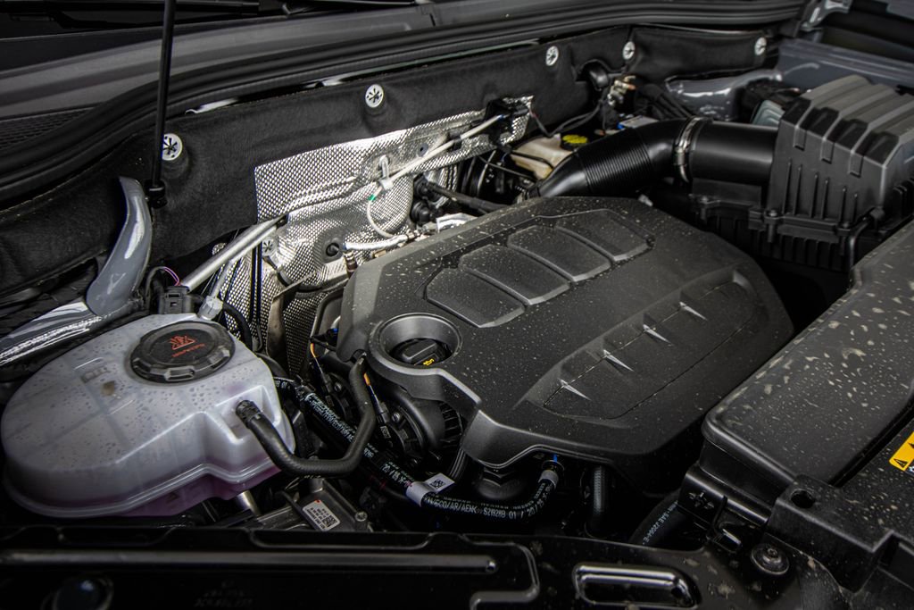 New 2026 Volkswagen Atlas Cross Sport SE FWD image 10