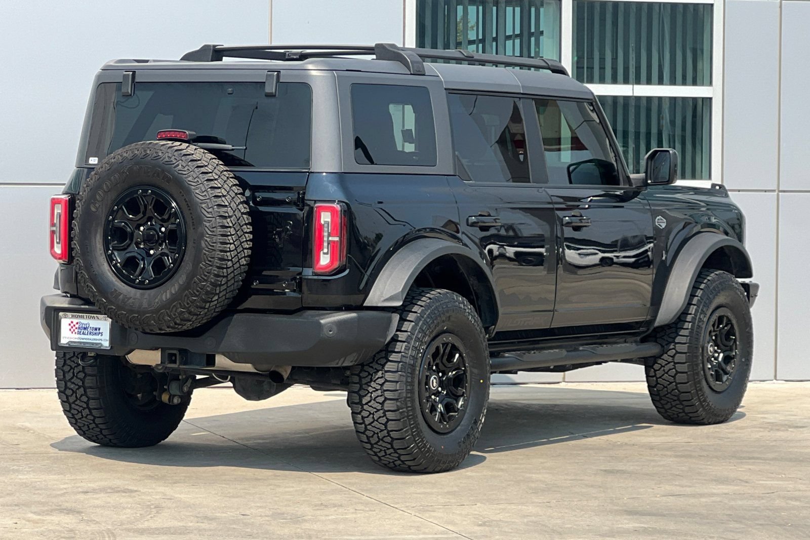 Used 2021 Ford Bronco Wildtrak AWD/4WD image 4