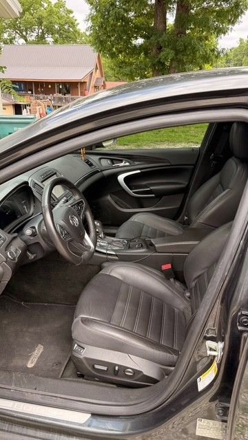 Used 2017 Buick Regal GS w/ Driver Confidence Package #1 AWD/4WD image 4