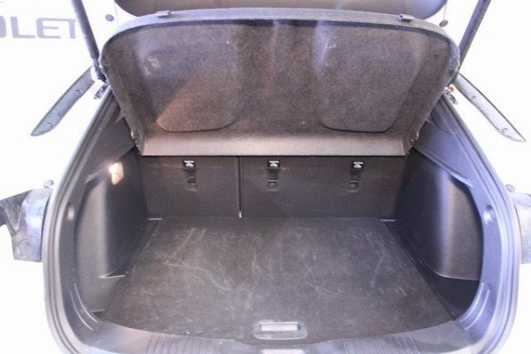 Used 2025 Buick Envista Sport Touring image 9