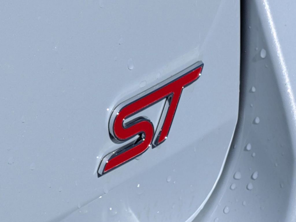 New 2026 Ford Explorer ST w/ Sun And Sound Package image 15