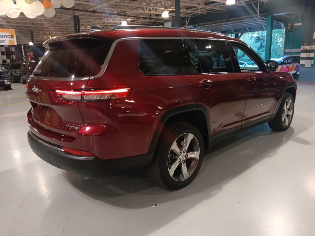 Used 2022 Jeep Grand Cherokee L Limited AWD/4WD image 6