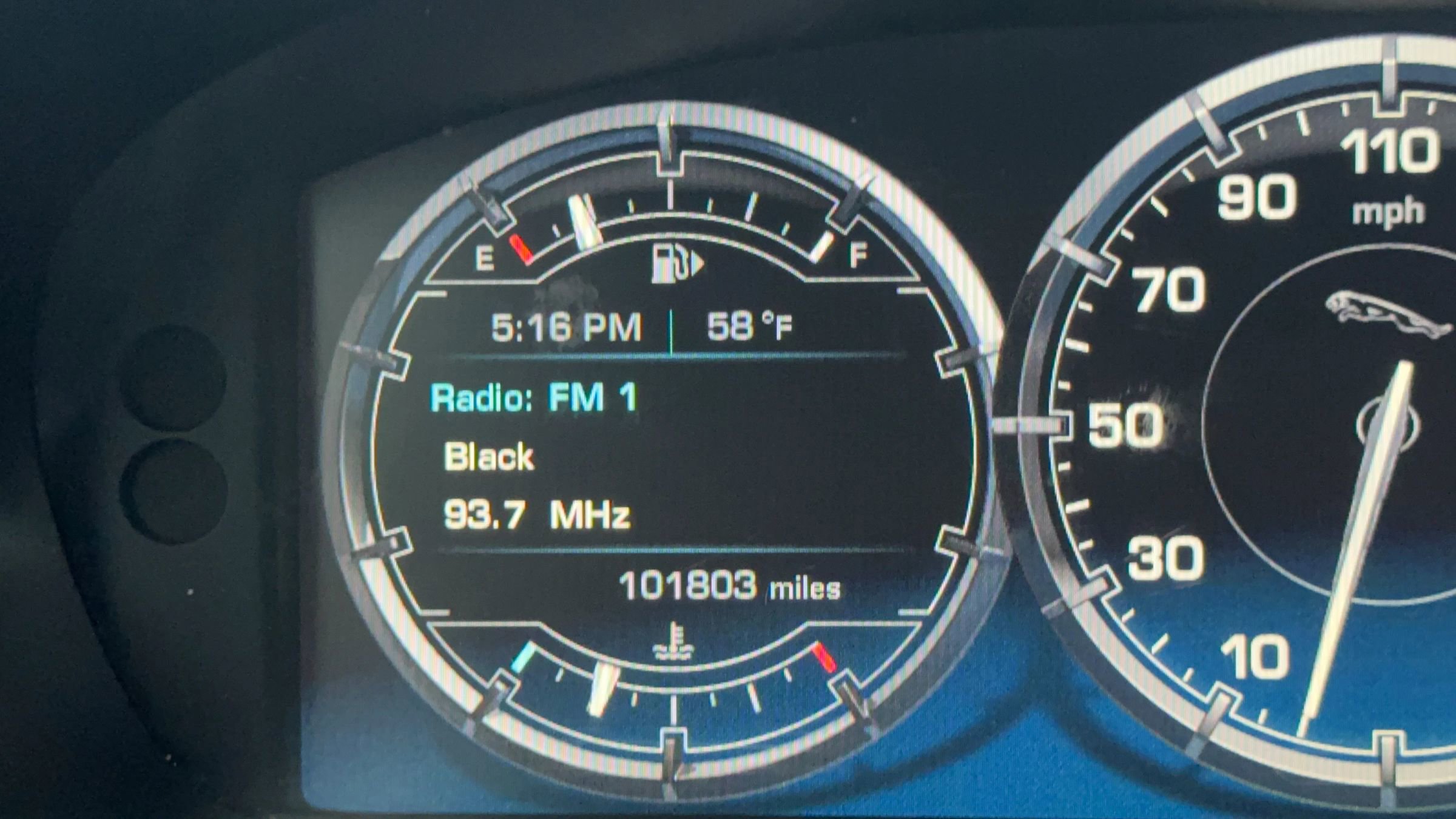 Used 2015 Jaguar XJ R image 13