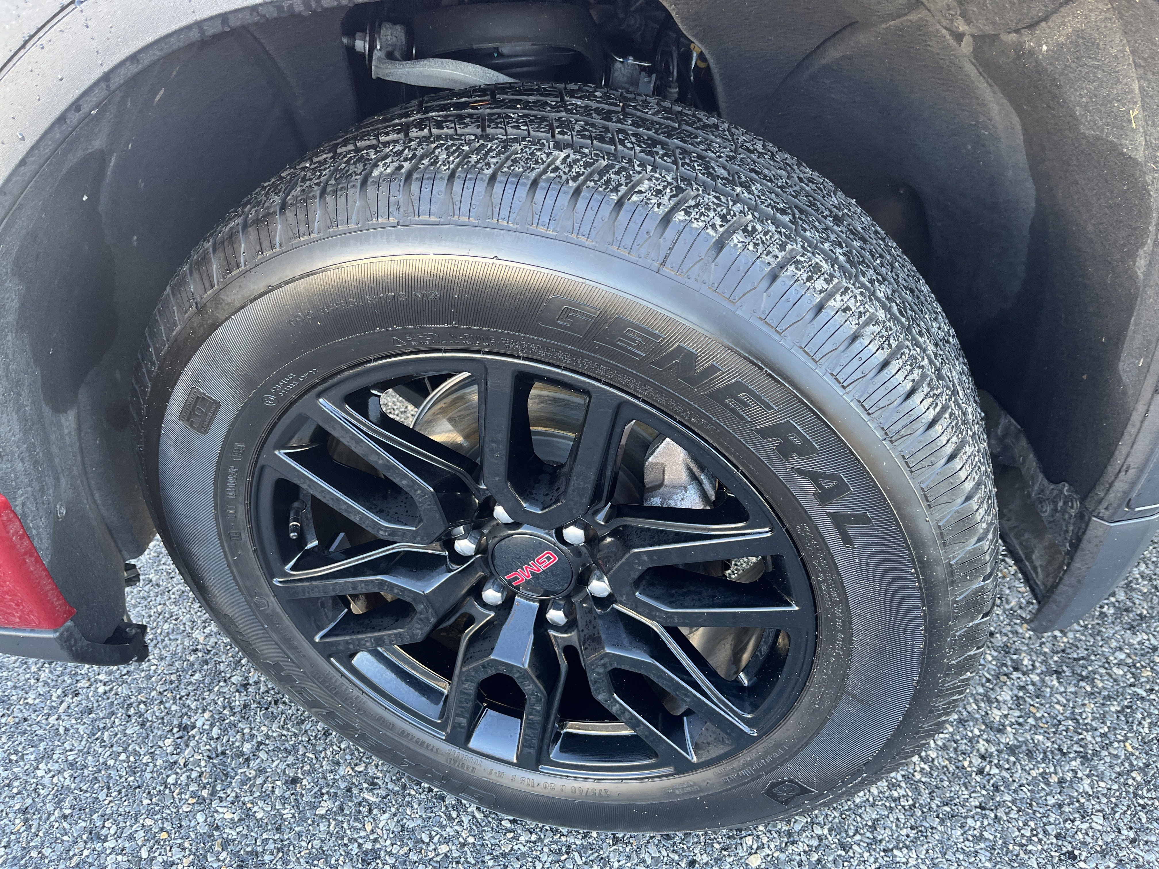 Used 2024 GMC Sierra 1500 Elevation image 10