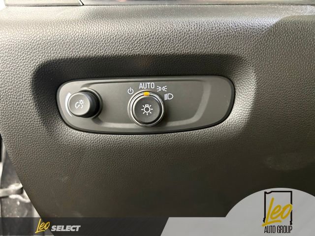 Used 2023 Chevrolet Traverse LS w/ Safety Package FWD image 17