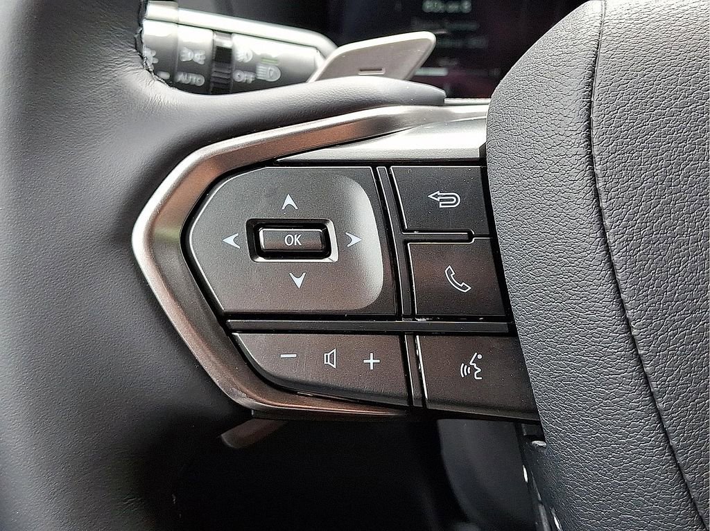 Used 2024 Lexus GX 550 w/ Accessory Package (Z1) AWD/4WD image 20