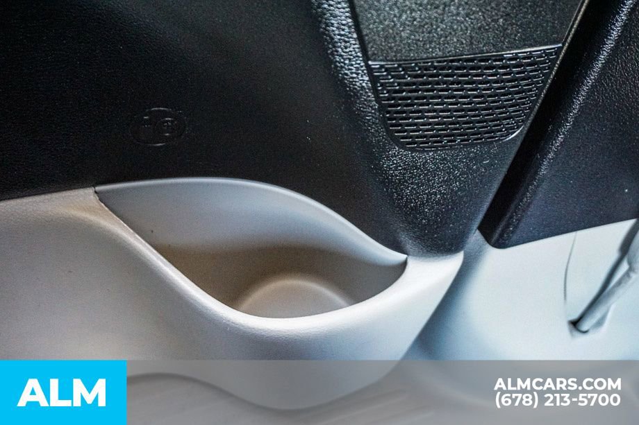 Used 2023 Chrysler Pacifica Touring-L image 37