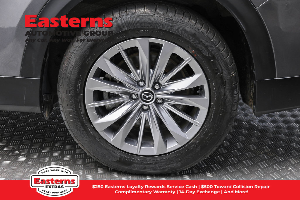 Used 2024 MAZDA CX-90 Plug-In Hybrid w/ Preferred AWD/4WD image 9