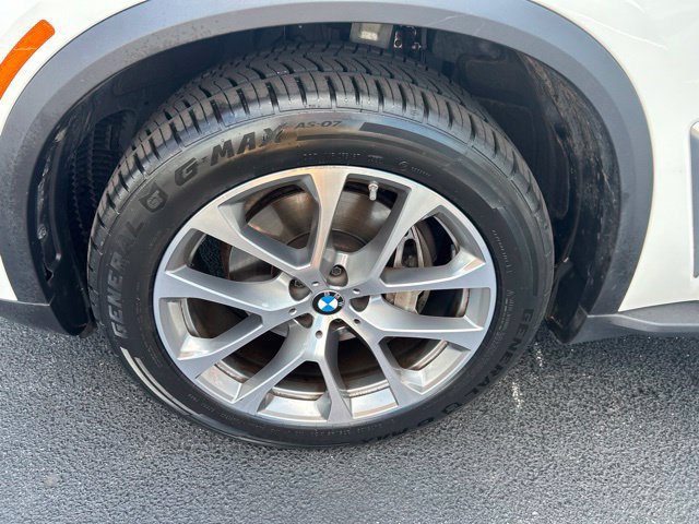 Used 2026 BMW X5 xDrive40i AWD/4WD image 9