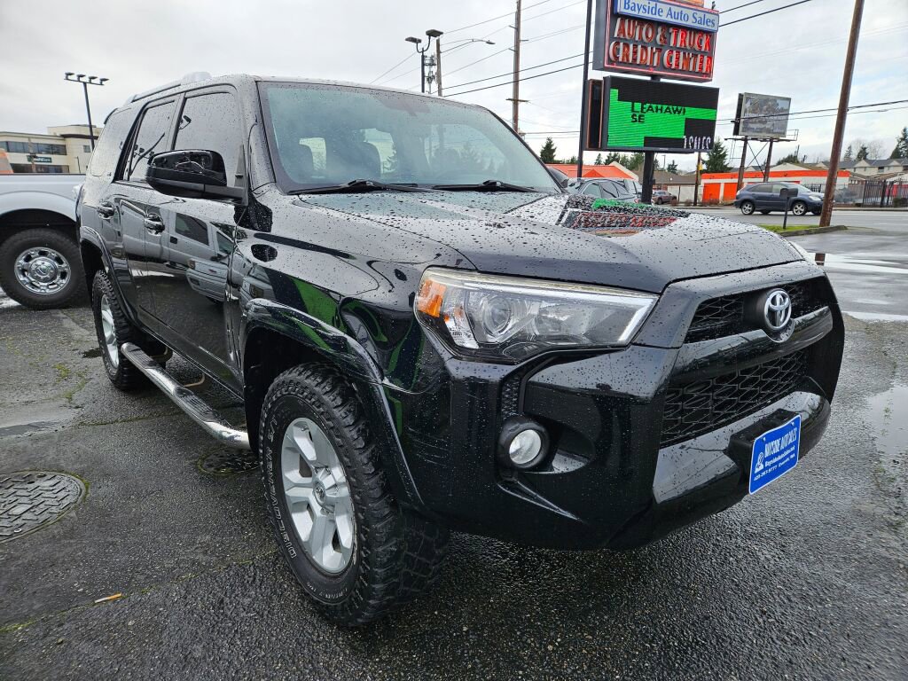 Used 2016 Toyota 4Runner SR5 image 6