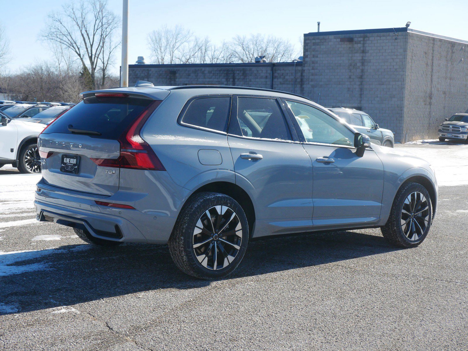 New 2026 Volvo XC60 T8 Plus w/ Protection Package Premier image 3