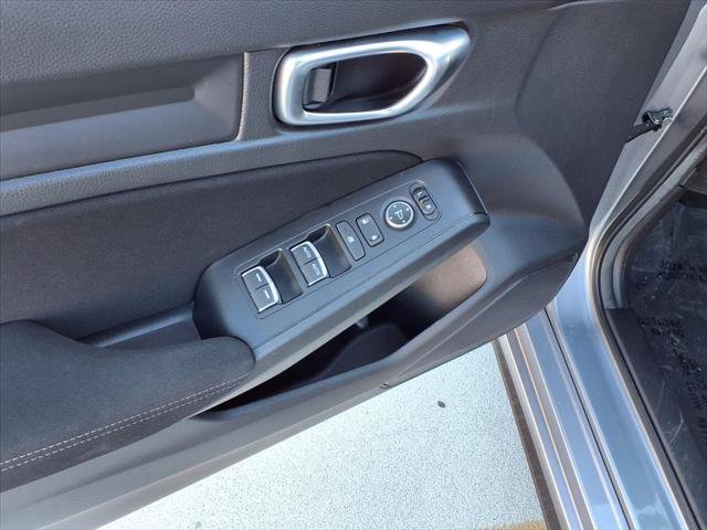 Used 2023 Honda Civic Sport image 11