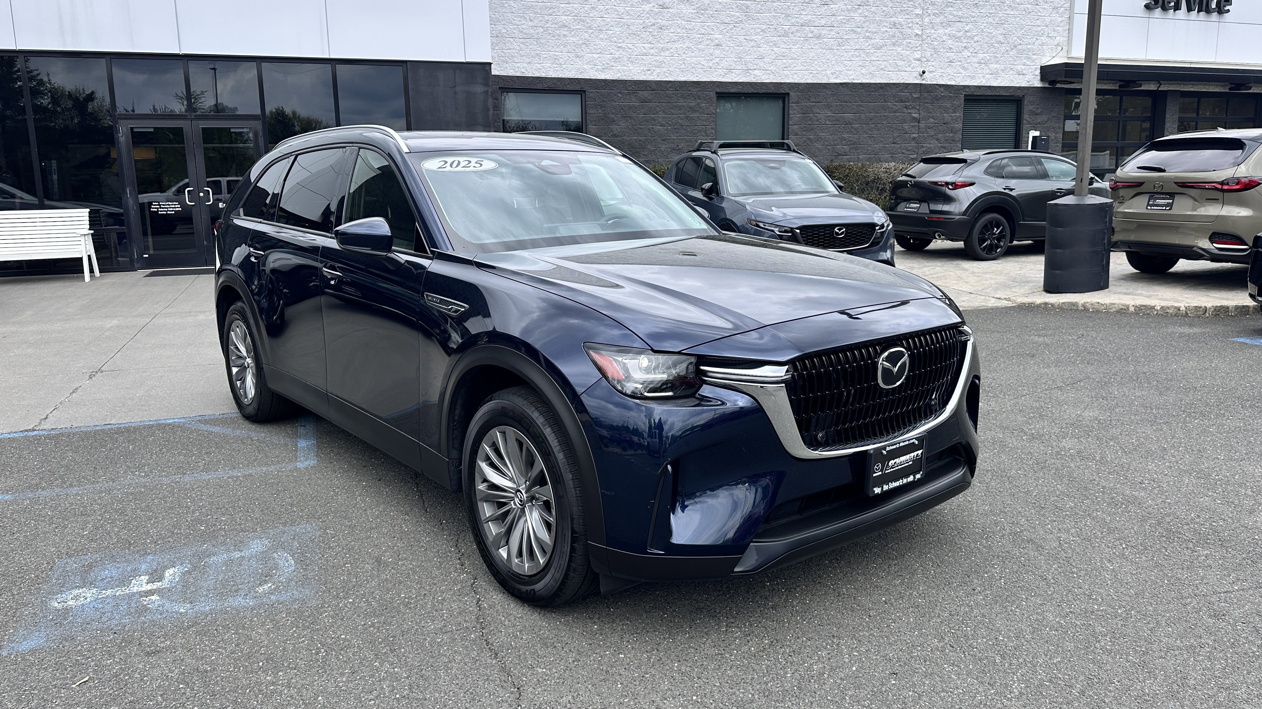 Certified 2025 MAZDA CX-90 3.3 Turbo w/ Preferred Package AWD/4WD image 13