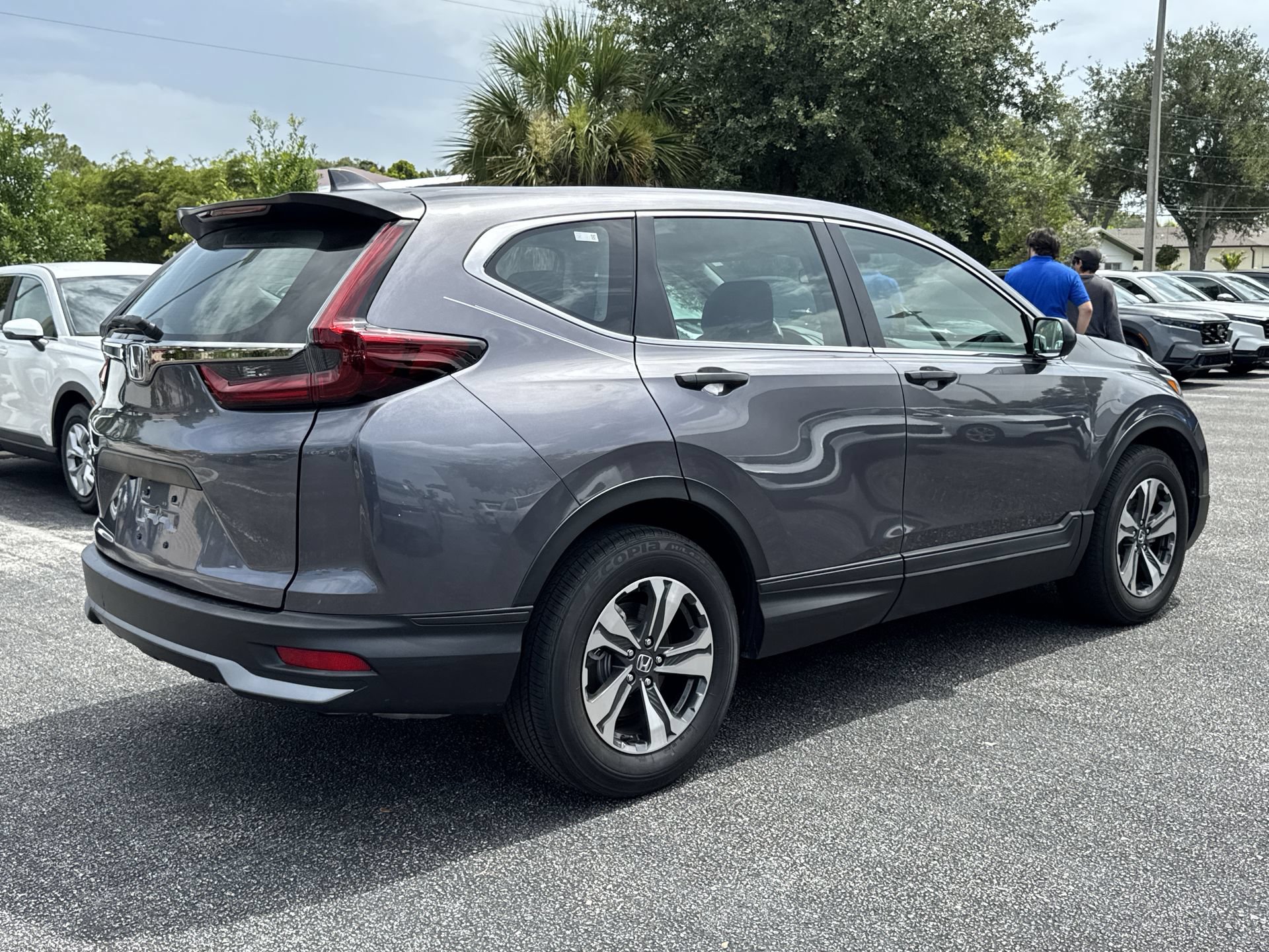 Used 2020 Honda CR-V LX image 6