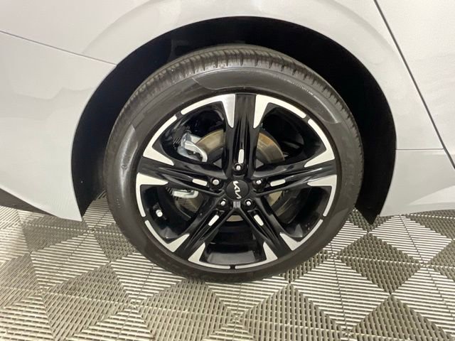 Used 2024 Kia K5 GT-Line image 9