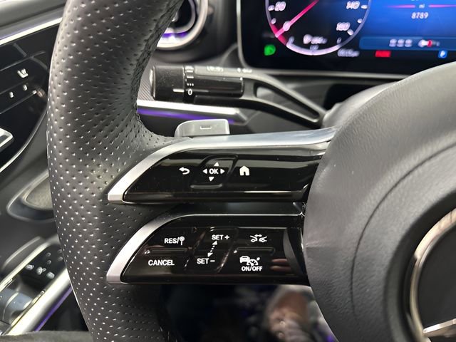 Used 2025 Mercedes-Benz C 300 4MATIC Sedan image 18