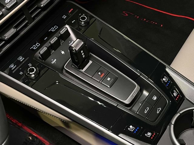 Certified 2025 Porsche 911 Carrera S RWD image 33