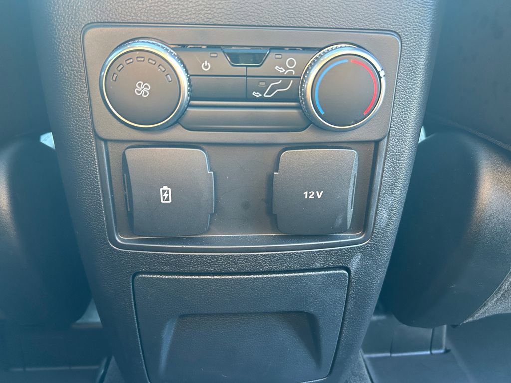 Used 2023 Ford Explorer XLT w/ Equipment Group 202A AWD/4WD image 37