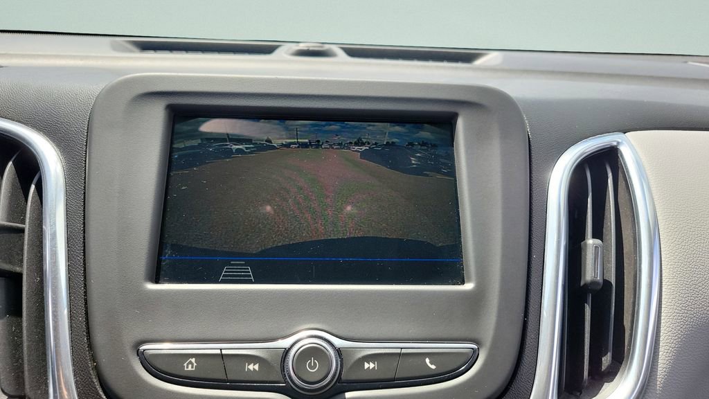 Used 2019 Chevrolet Equinox LS image 19