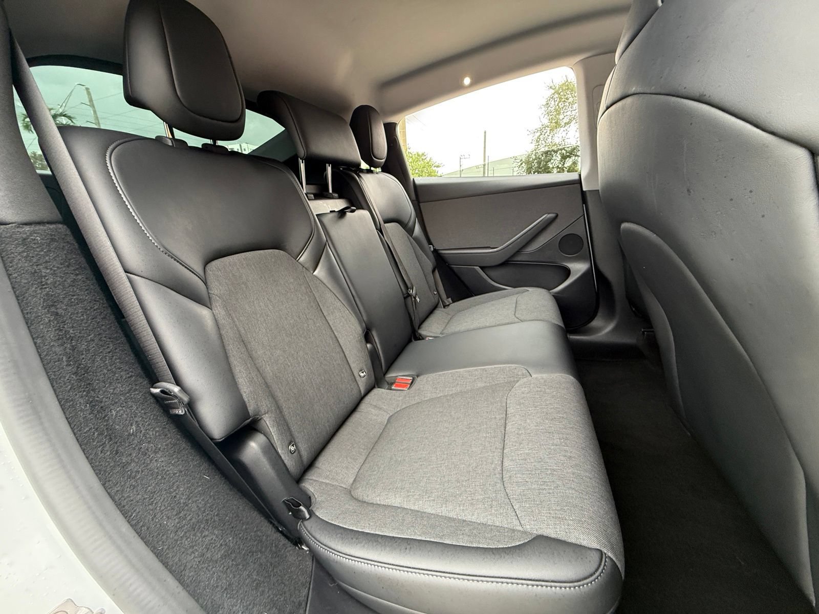 Used 2026 Tesla Model Y 2WD image 30