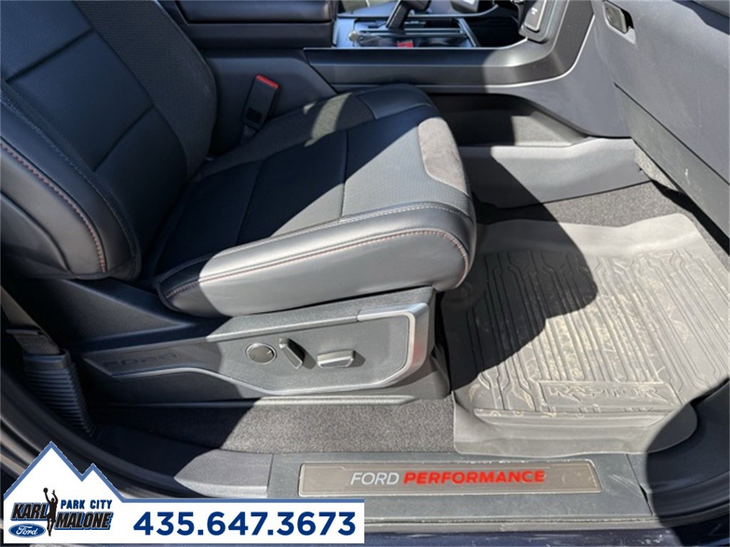Used 2025 Ford F150 Raptor image 40