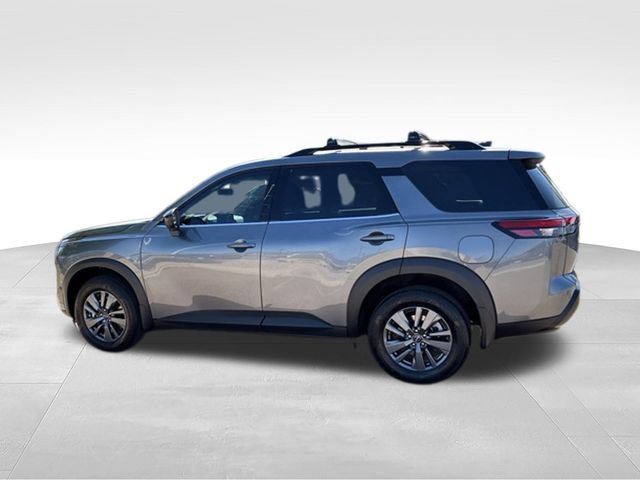 Certified 2026 Nissan Pathfinder SV AWD/4WD image 7