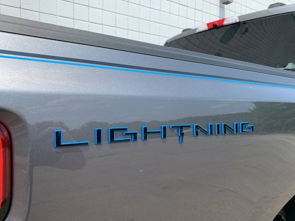 New 2025 Ford F150 Lightning Flash image 19