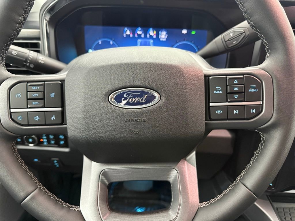 New 2026 Ford F250 Lariat w/ Chrome Package image 21