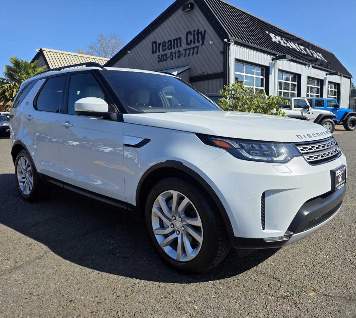 Used 2019 Land Rover Discovery HSE AWD/4WD image 8
