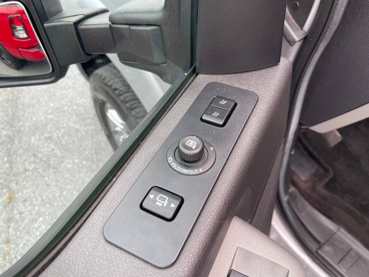 Used 2016 Ford F350 4x4 Crew Cab Super Duty image 23