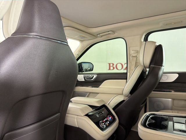 Used 2020 Lincoln Navigator Black Label w/ Cargo Convenience Package image 14
