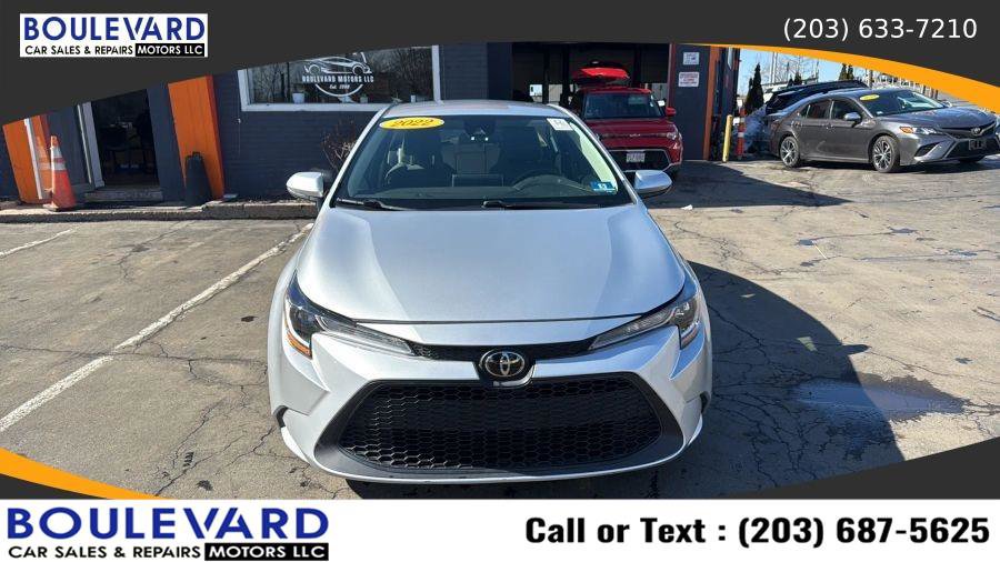 Used 2020 Toyota Corolla LE w/ Carpet Mat Package (TMS) FWD image 1