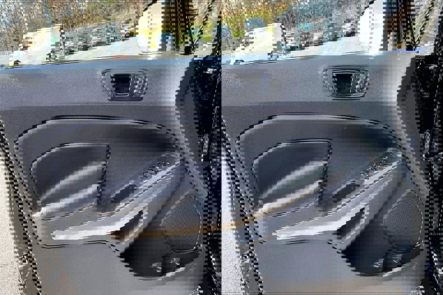 Used 2020 Ford EcoSport SES image 22