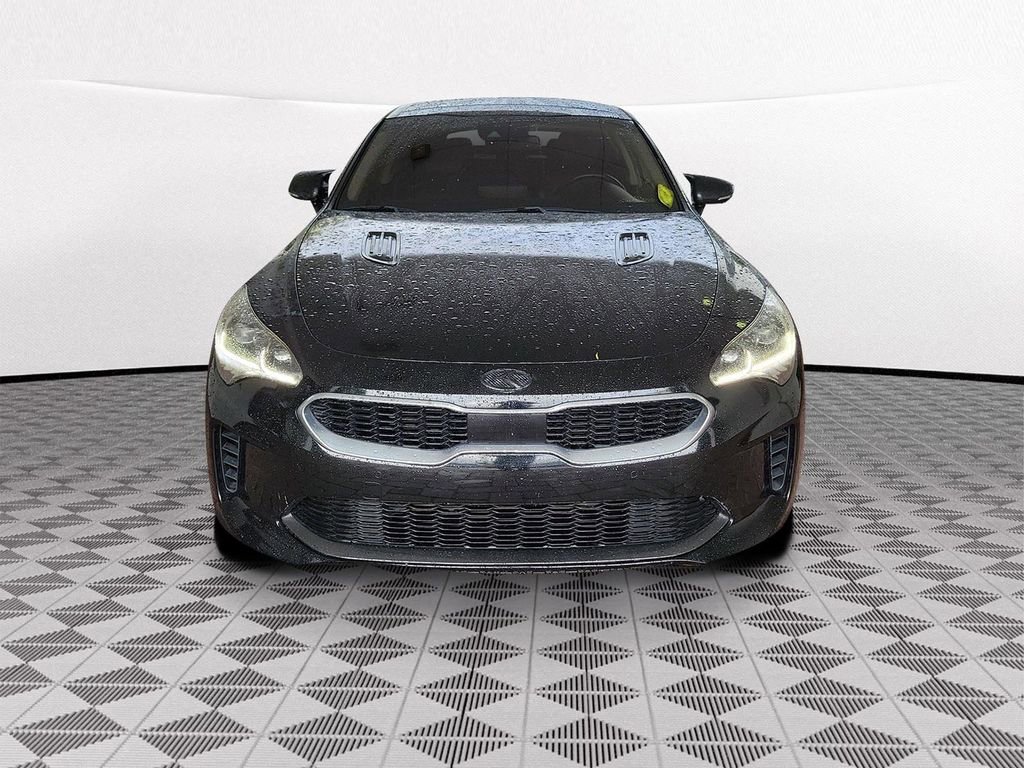 Used 2018 Kia Stinger Premium RWD image 2