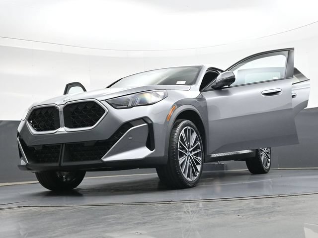 New 2026 BMW X2 xDrive28i w/ Technology Package AWD/4WD image 48