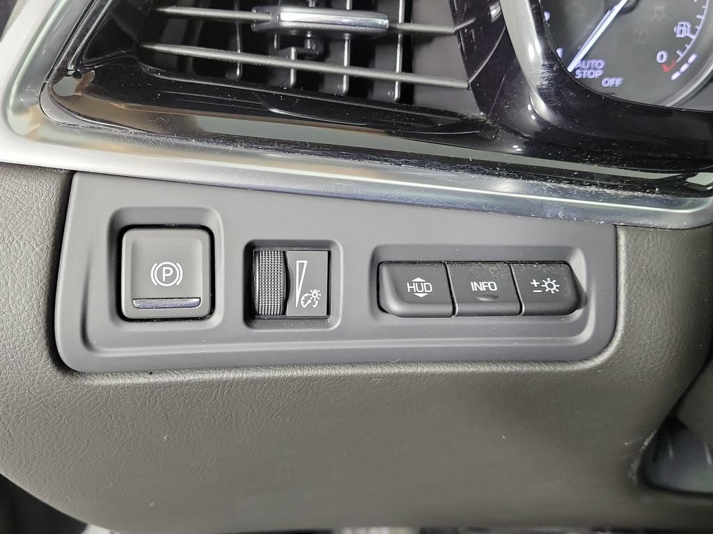 Certified 2024 Cadillac XT6 Premium Luxury w/ Platinum Package AWD/4WD image 32