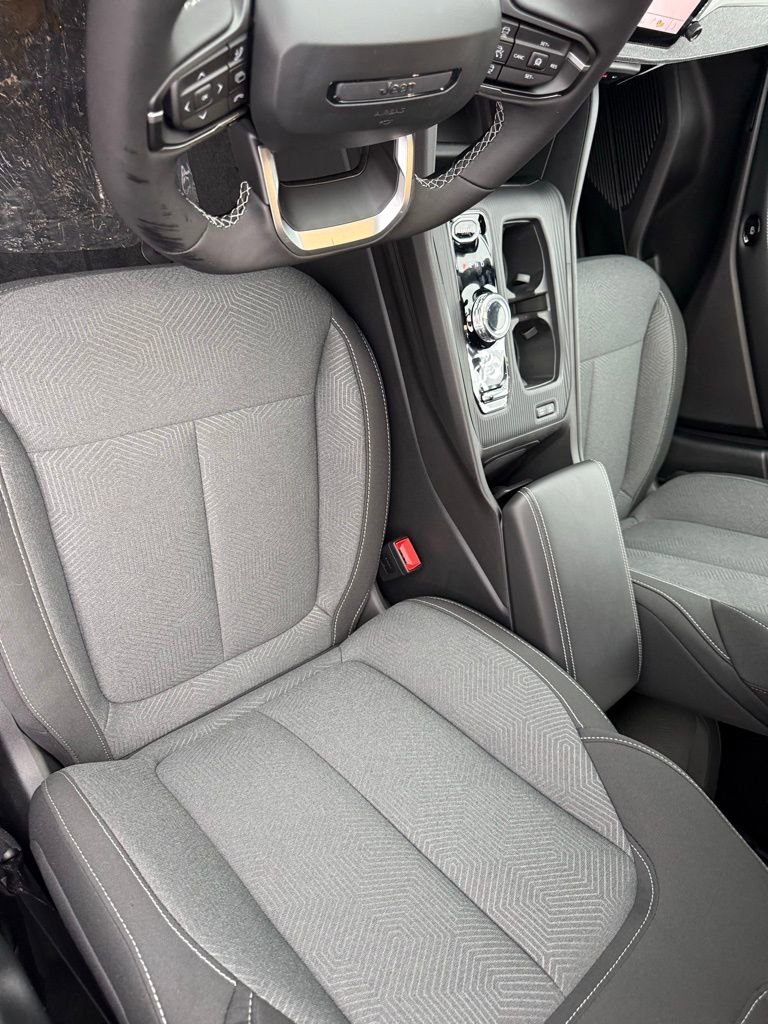 New 2026 Jeep Cherokee Laredo image 45