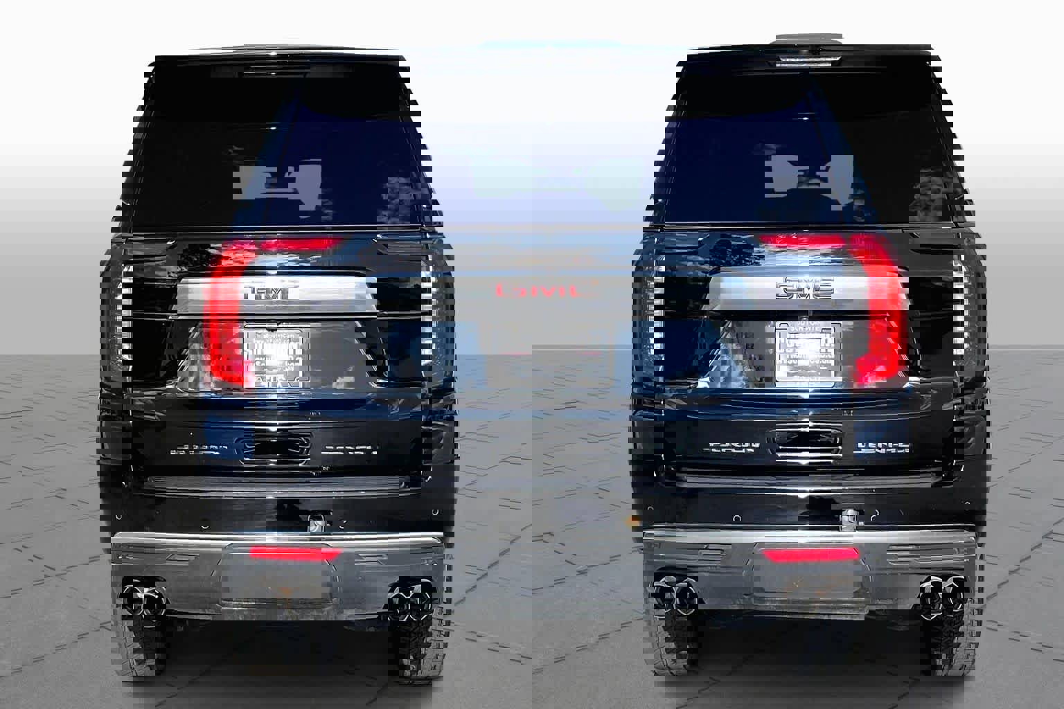 Used 2022 GMC Yukon XL Denali image 5