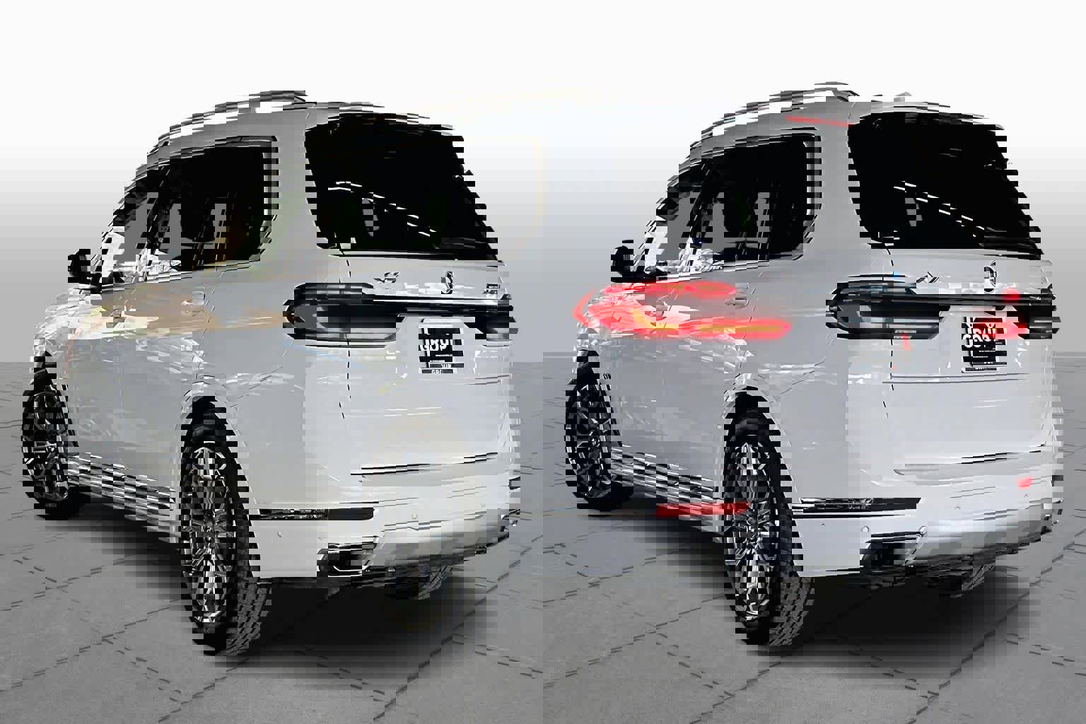 Used 2026 BMW X7 xDrive40i image 11