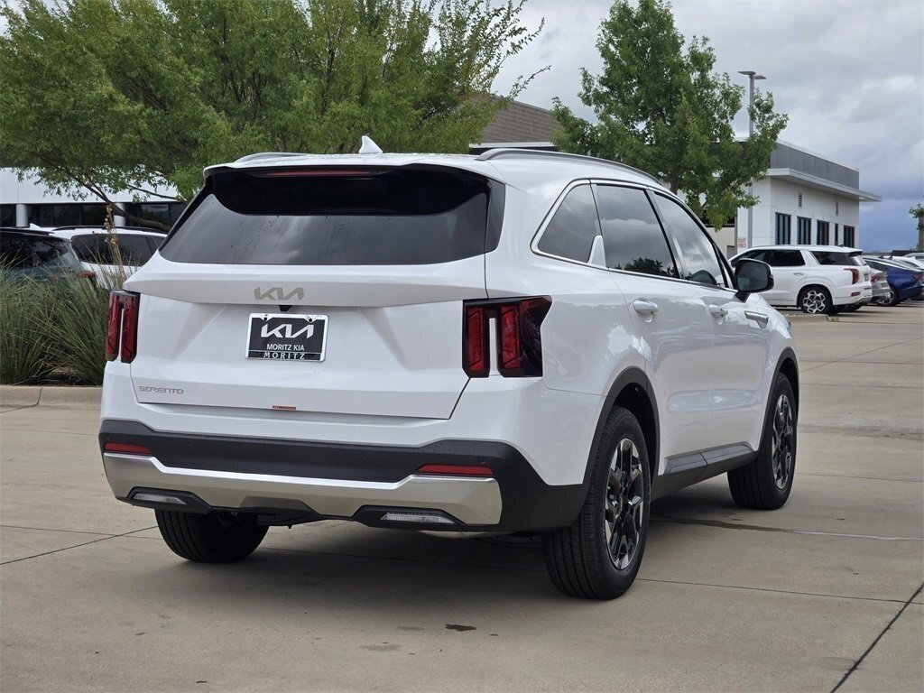 New 2026 Kia Sorento S w/ S Panoramic Sunroof Package image 4