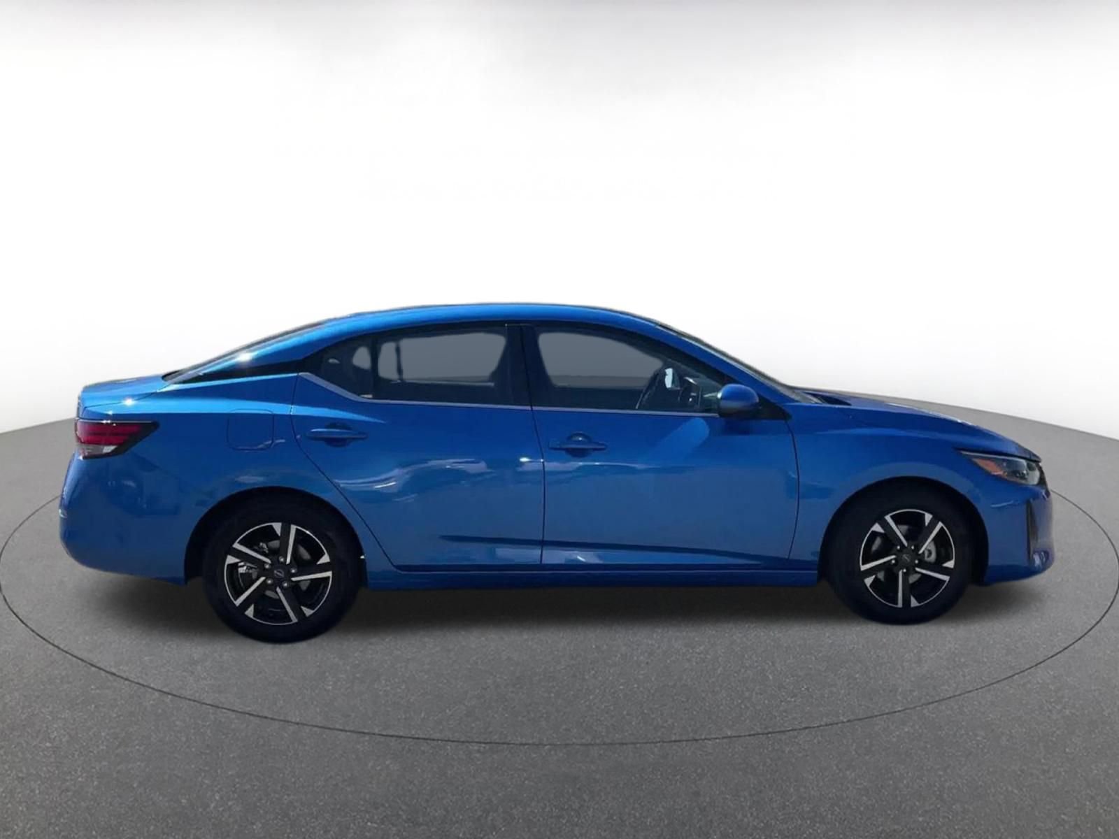 Used 2025 Nissan Sentra SV image 15